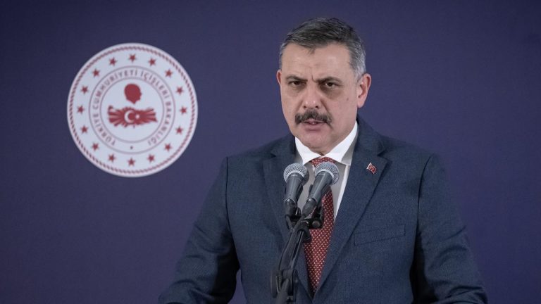 Bakan Çiftçi:Terörsüz Türkiye sürecine engel çıkaranlara müsamaha gösterilmeyecek