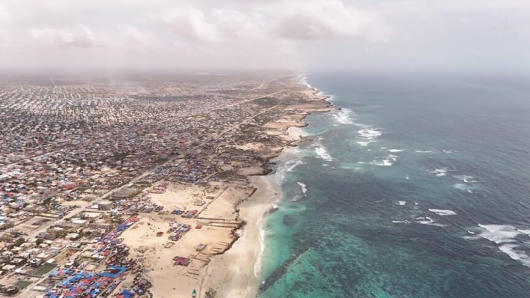 Afrika beklenenden daha hızlı bölünüyor: Yeni bir okyanus ortaya çıkacak