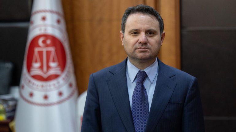 Bakan Gürlek: Vatandaşımızın birikimini korumak için mücadelemiz sürecek