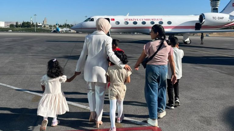 Türkiye, Devlet korumasındaki 7 çocuğu Suriyeli yetkililere teslim etti