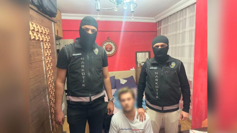 Kırmızı bültenle aranan şüpheli İstanbul'da yakalandı