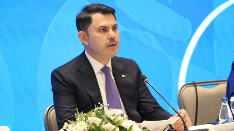 Bakan Kurum: Kıyıdan denize sıfır atık uygulamalarını yaygınlaştıracağız