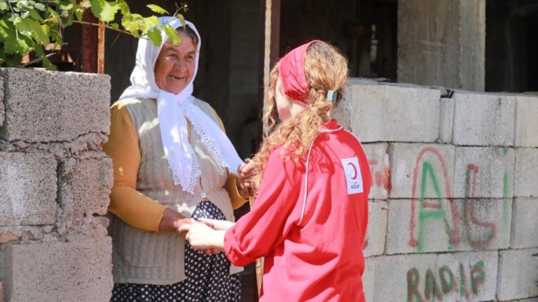 Türk Kızılay'dan, kriz anlarında psikolojik destek için rehber kitap