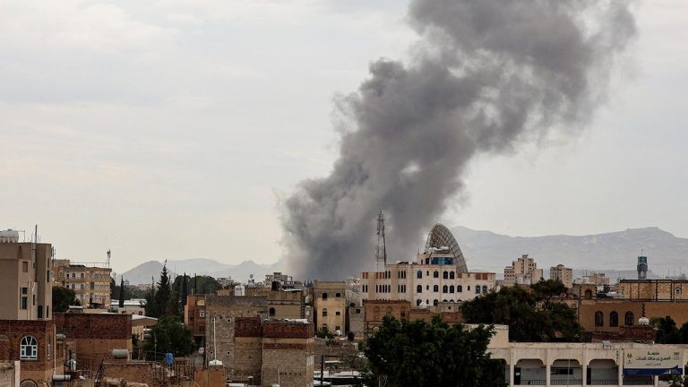 BM: Yemen'de 130 binden fazla kişi yerinden edildi