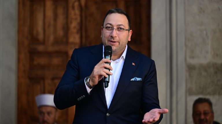 Üsküdar Belediye Başkan Vekili Dündar Ziya Gültekin vefat etti