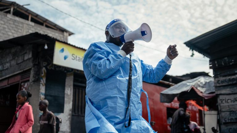 Kongo Demokratik Cumhuriyeti'nde Ebola salgınında vaka sayısı 8 bin 544'e yükseldi