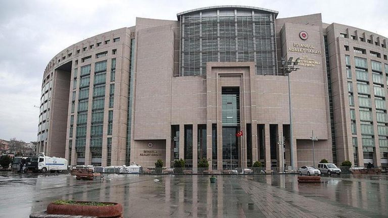 Gürültü tartışmasında komşusunu öldüren sanığa müebbet hapis istemi