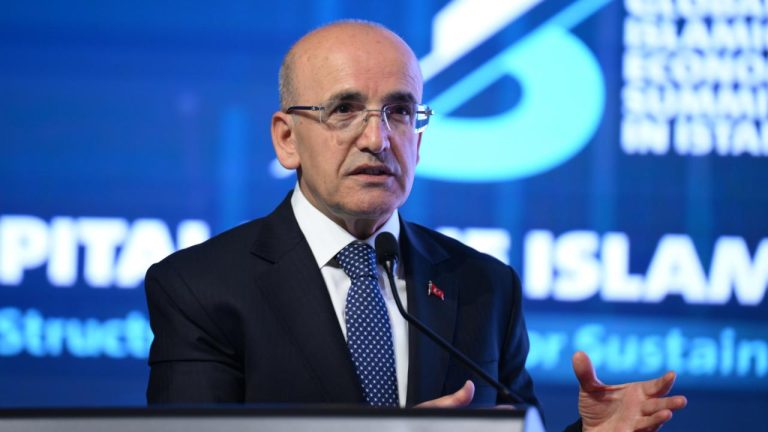 Bakan Şimşek: KOBİ'lerimizin finansmana erişimi kolaylaşacak