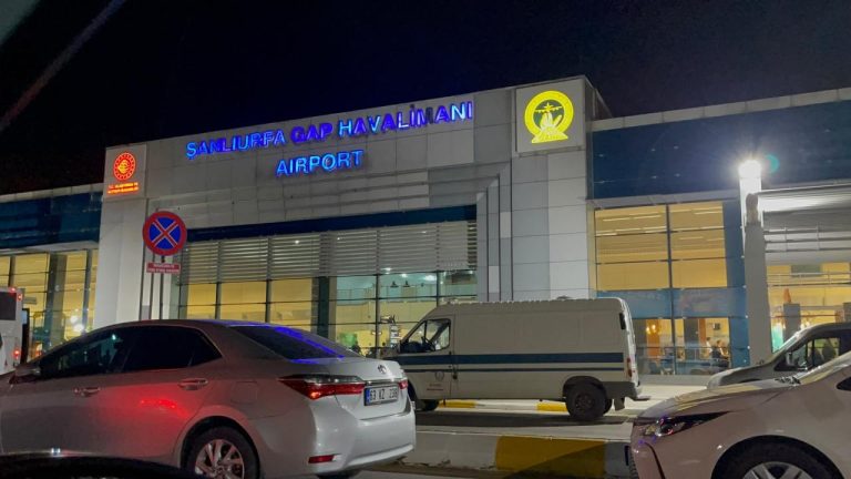Şanlıurfa'da yolcu uçağındaki 'bomba' ihbarı asılsız çıktı