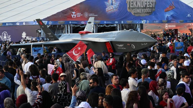 TEKNOFEST Güneydoğu'da üçüncü gün heyecanı