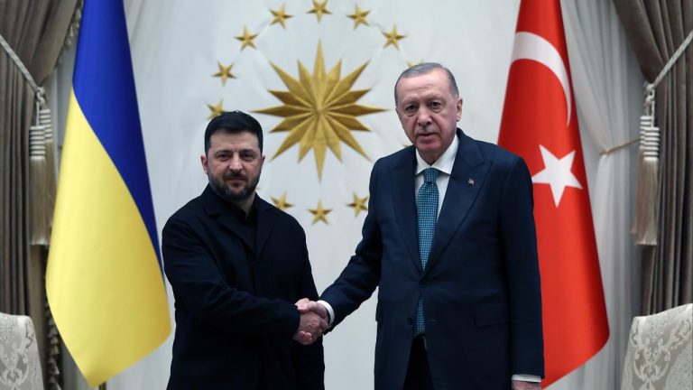Ukrayna Devlet Başkanı Zelenski Türkiye'ye geliyor